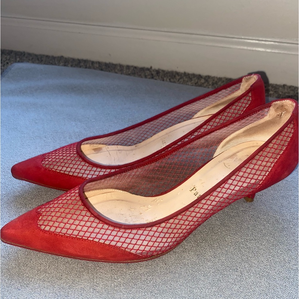 Vintage Red Louboutin kitten heel shoes Size 7.5
